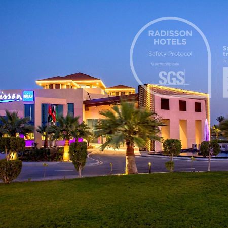 Radisson Blu Resort, Al Khobar Half Moon Bay Dış mekan fotoğraf Radisson Hotel, Al Qusais, Dubai