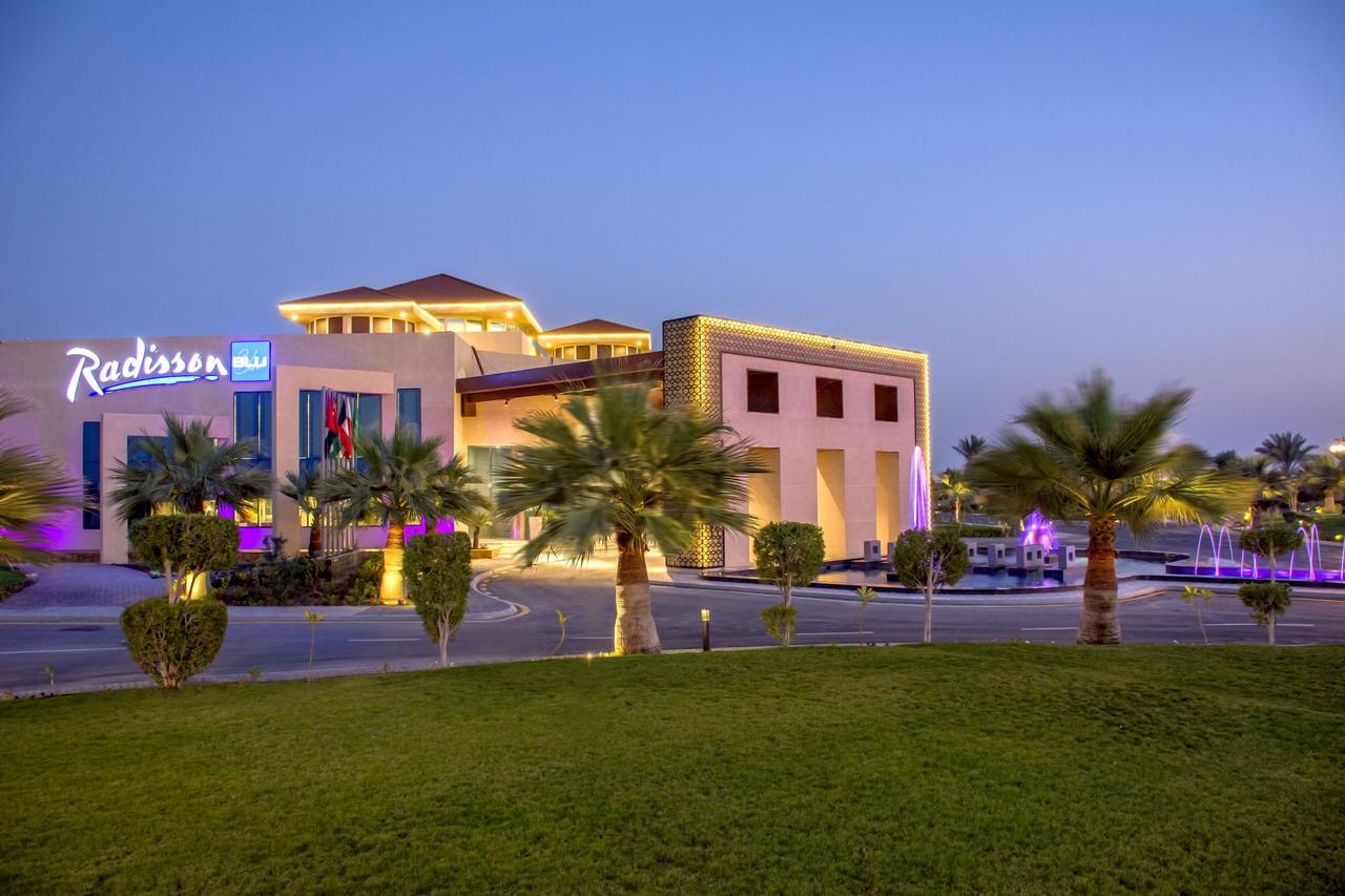 Radisson Blu Resort, Al Khobar Half Moon Bay Dış mekan fotoğraf Radisson Hotel, Al Qusais, Dubai